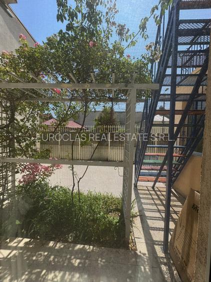 Spatiu comercial la casa - Tomis II - 2.000 euro/luna (pret fix) - 13