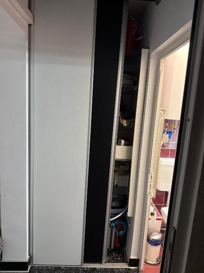 Apartament 4 Camere Zona Tomis 3/Dacia Peste Drum de Mega Image