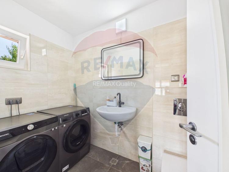 Vila cu Gradina generoasa - Oaza de relaxare in Gruiu - 12