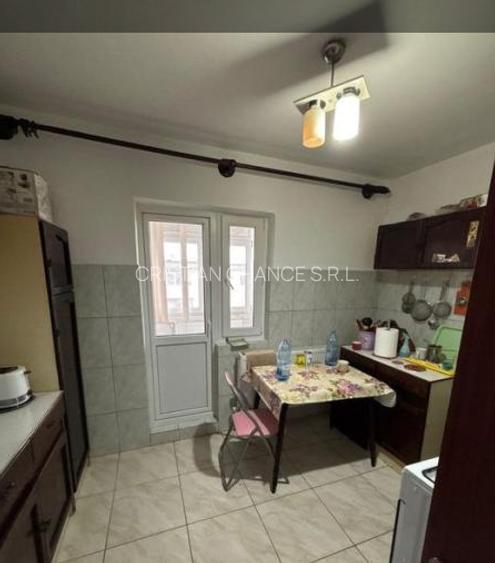 40562 Apartament 3 camere Dacia