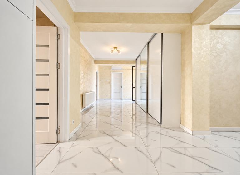 PENTHOUSE KING SIZE | 202 MP | 4 DORMITOARE | TERASĂ28 MP | PROMENADA