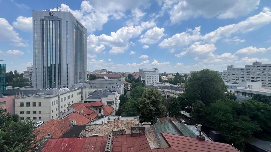Piața Romană | 2 Camere | La un Pas de Metrou | vedere libera