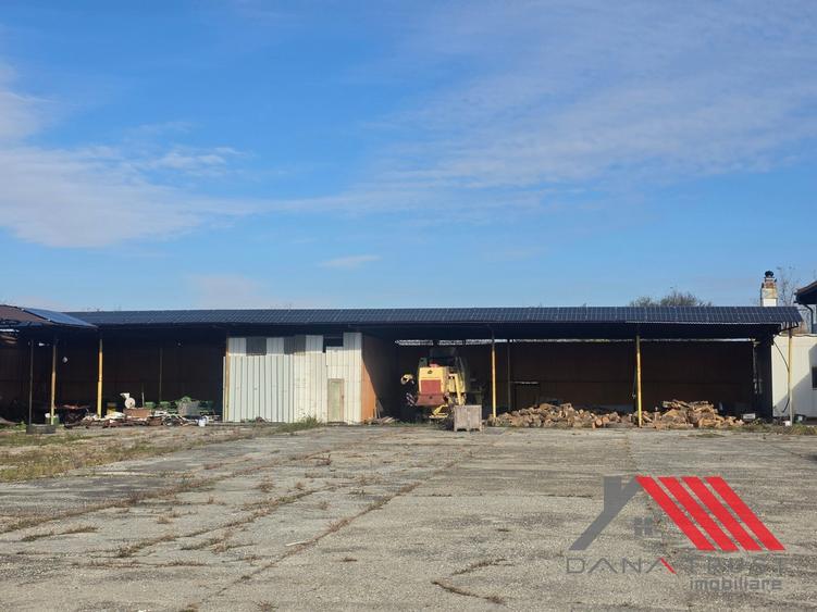 Cheveresul Mare – Platforma betonata, Hala