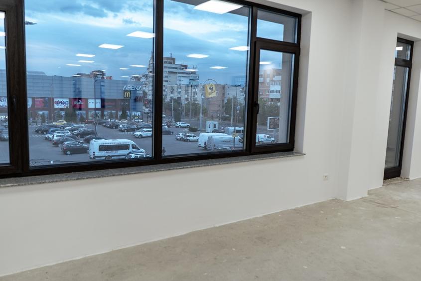 Spatiu Comercial 535 mp. utili, Lift, Autorizat ISU, str. Stefan cel Mare 32B