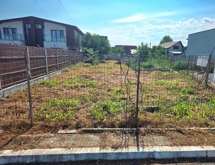 Vand Teren- poziție Excelenta- Toate Utilitățile- Aleea Gemma (Strada Isacciei)