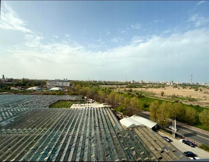 2 camere 64 mp | Amenajat cu designer | Etaj 10 | Vedere panoramică