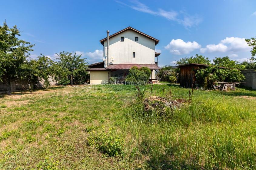 Casă / vilă de vânzare în Balotești | aprox. 350 mp | teren 1.015 mp - 57