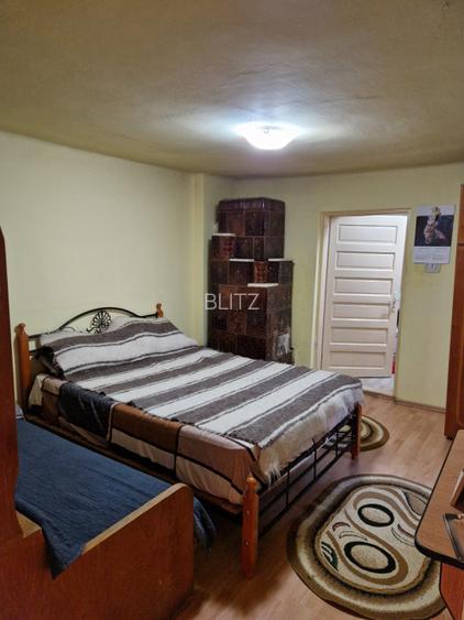 Casă de vânzare, 100 mp utili, zona Drumul Jiului - 7
