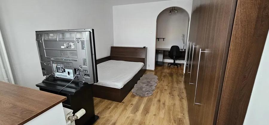 Unirii -strada Negru Voda- Apartament 2 camere decomandat, mobilat
