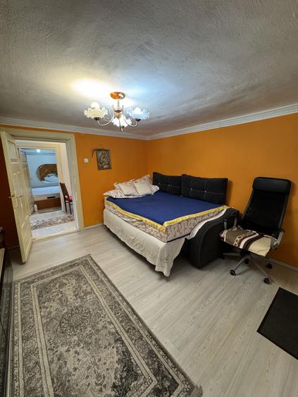 IMOBIL DE VANZARE – 2 CORPURI DE CASĂ | TEREN 285 MP | TOATE UTILITĂȚILE