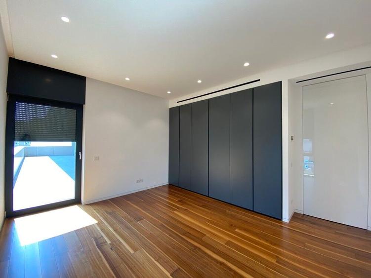 Luxury apartment, 5 rooms, with generous terraces, Aviatorilor area