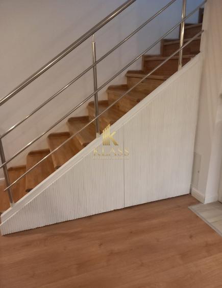 Vilă 4 camere, 3 băi, curte - P+1+M - 2 parcări - Cosmopolis