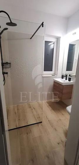 Apartament 3 camere în zona SEMICENTRALA