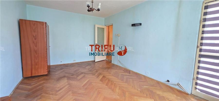 Apartament de vanzare la etajul 2 in Cetate - 2