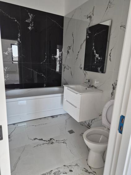 Apartament 2 camere LA CHEIE + Loc de parcare!