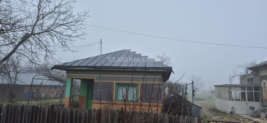 REFUGIUL TAU FATADE AGITATIA URBANA! - 2