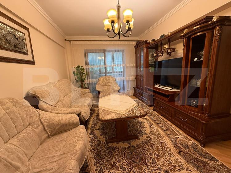 Apartament 4 camere, etaj intermediar, cartier Burdujeni