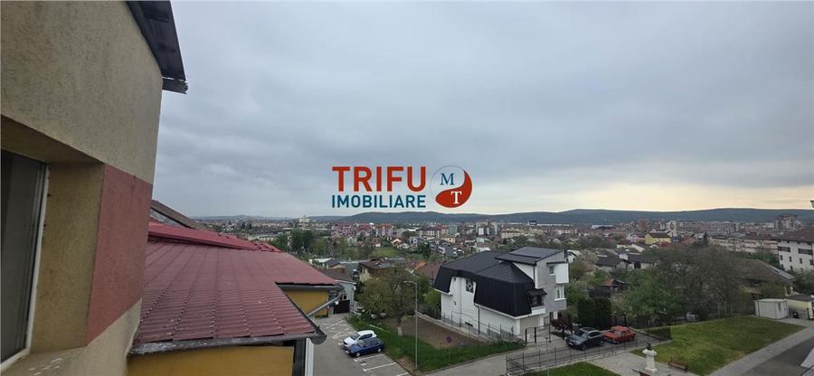 Apartament de vanzare cu 3 camere, 2 balcoane si 2 bai