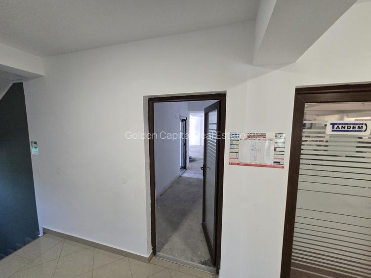 Inchiriere Spatiu birouri | 70mp | Lukoil (Socola) | Bularga | - 11