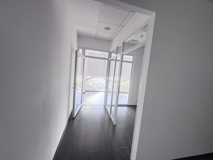 SPATIU COMERCIAL-30 avenue- 180 mp - 5