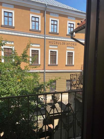 Garsoniera in Piata Muzeului