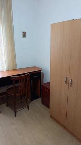 1 camera de inchiriat la casa in zona Pacurari - Fundatie