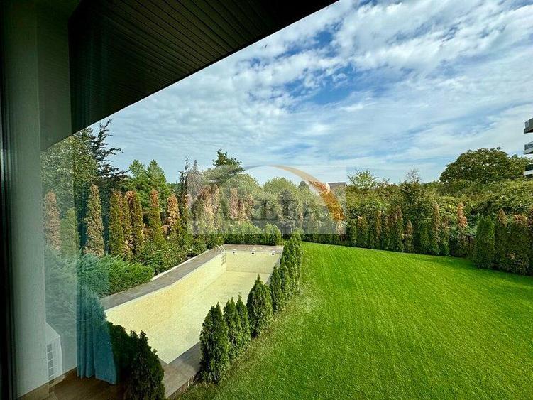 Vila lux de vanzare in cel mai dorit complex din Erou Iancu Nicolae-locatie rara