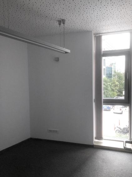 Piata Unirii Bd Coposu Spatiu birou in cladire moderna