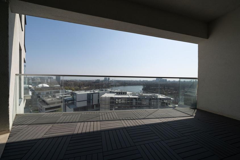 One Herastrau Park, apartament de 4 camere cu vedere lac.