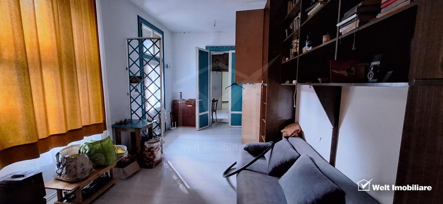 Vanzare apartament 4 camere, ultracentral, posibilitate investitie