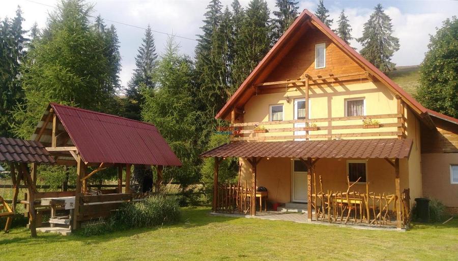 Pensiune in Arieseni cu 7 camere
