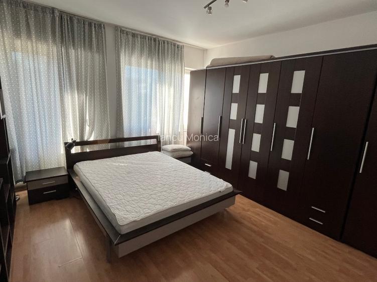 Închiriez apartament cu 3 camere, zona centrală - 8