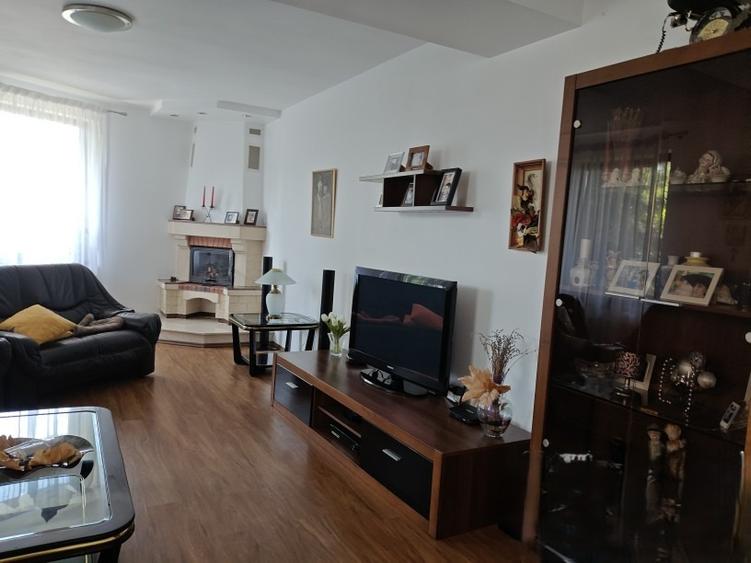 Vilă spațioasă cu grădină Ideală pentru familie