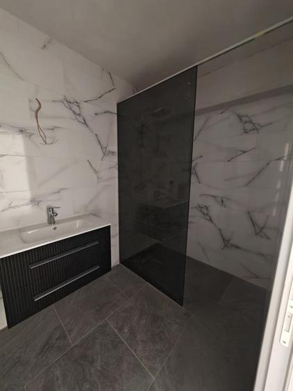 De vanzare 2 studio-uri bloc nou, Tractoru, Coresi