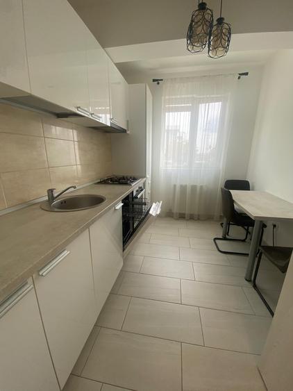 Apartament 2 camere, decomandat, metrou Berceni
