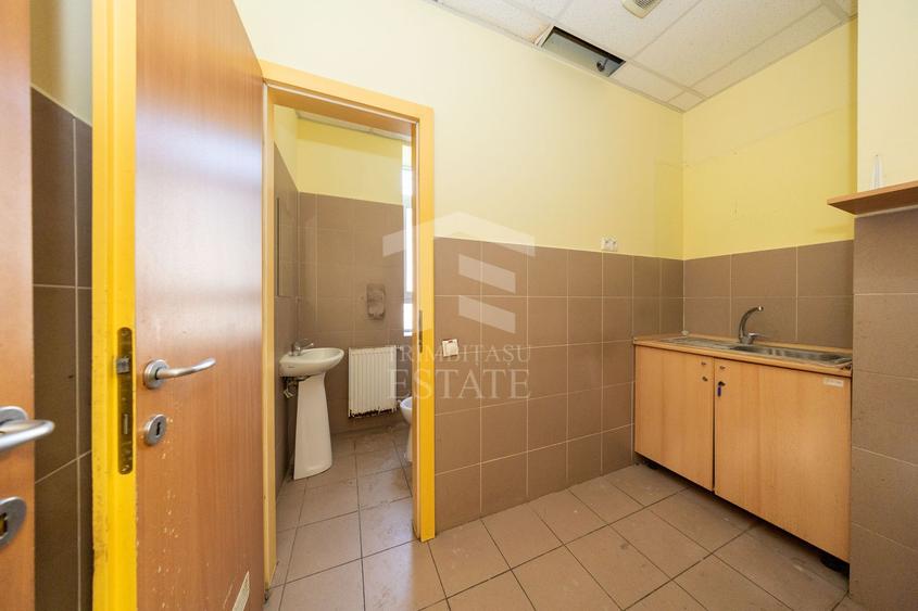 CENTRUL CIVIC | Cladire multifunctionala | 612 mpu | Spatiu comercial