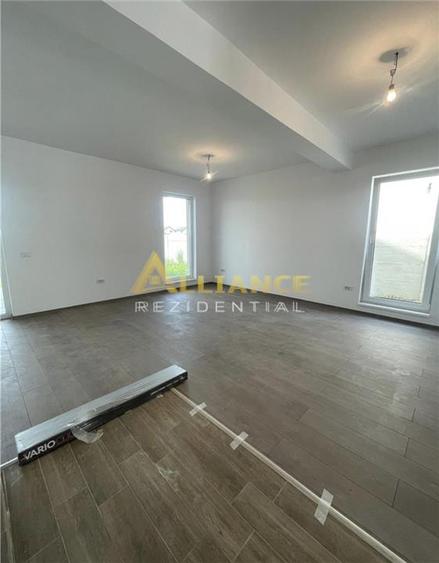 Vila noua cu 4 camere pe Strada Miorita – confort, acces rapid si zona in dezvol