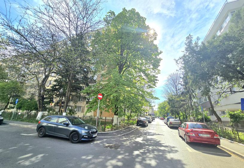 APARTAMENT 2 CAMERE IULIU MANIU BLOC NOU 10 MINUTE METROU