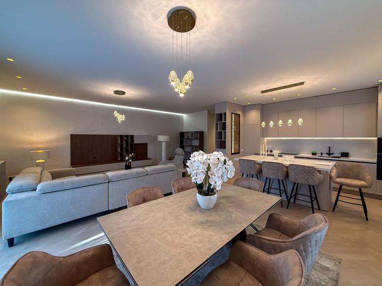 Apartament elegant cu 4 camere și vedere superbă catre Parc Herăstrău