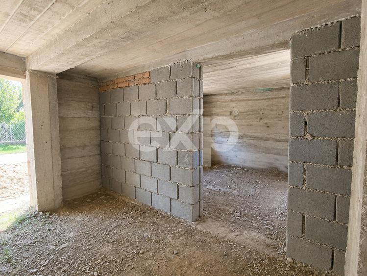 TEREN 800 MP intravilan cu fundatie – SĂCELE, STR. AVRAM IANCU