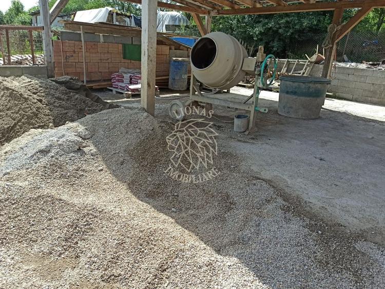 Hala productie boltari/coame/stalpi 173 mp-teren 1400 mp-Jelna