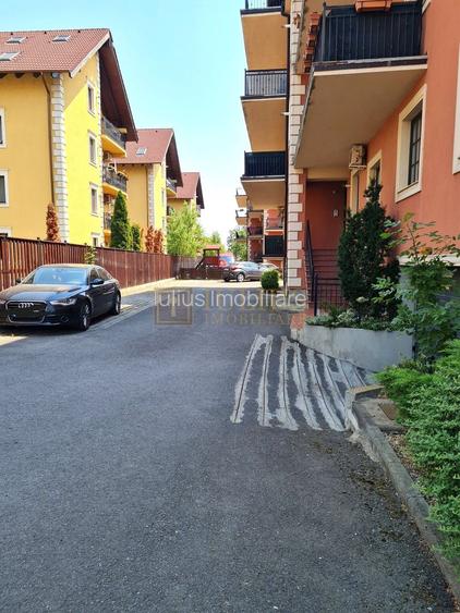 Apartament in Zona Ronat-Mehala, disponibil de la 1 iulie - 8