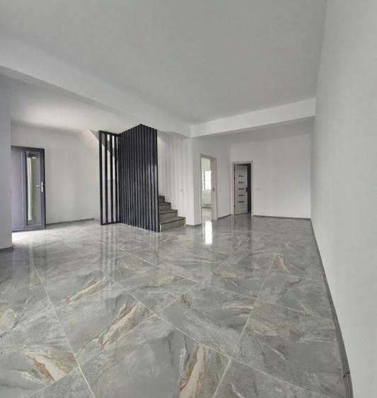 VILA 4 CAMERE | LUMINA | 125 MPC