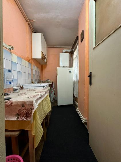 Garsoniera decomandat, Obor-Scolilor.