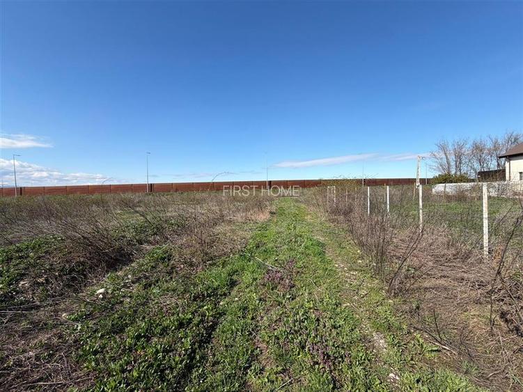 Teren intravilan 700mp in zona de Nord de vanzare - 8