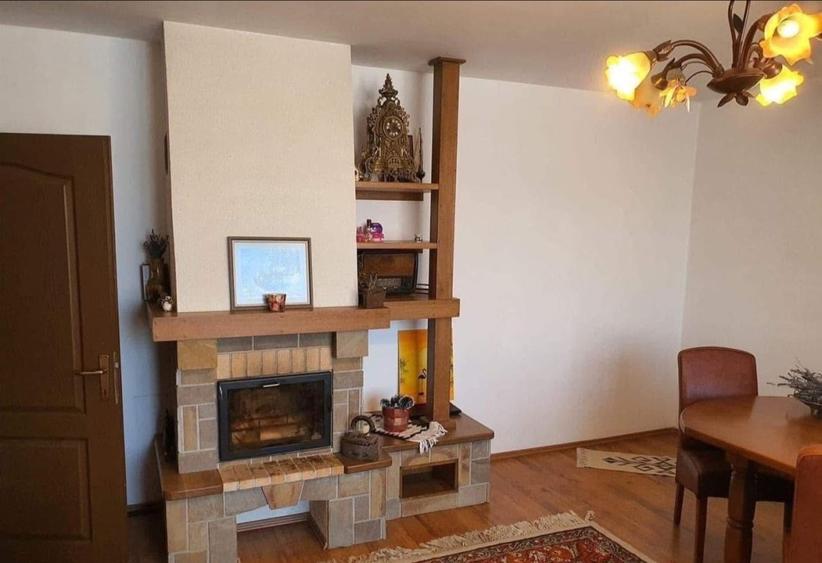 Casă individuală, mansardă, garaj, curte privată, 290 mp, zona Targu Lapus