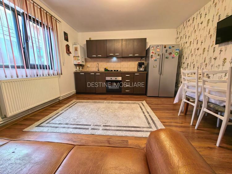 Duplex P+M cu 3 camere și curte, renovata complet - 26