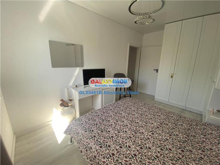 Apartament 2 camere decomandat,cu terasa( 120 mp),parcare proprie - 4