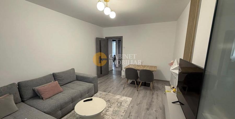 3 camere decomandat - Etaj Intermediar - 72mp-  Zona Alexandru Cel Bun/ Minerva