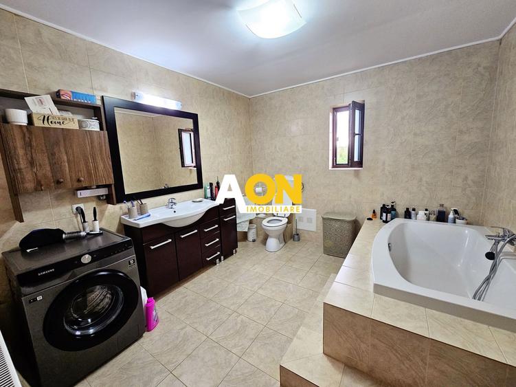 Casa eficienta energetic, 5 camere, 540 mp teren, Partos